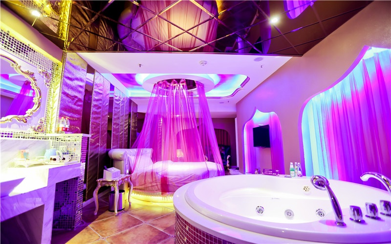 鄭州天鵝戀情侶酒店設(shè)計(jì)風(fēng)格欣賞