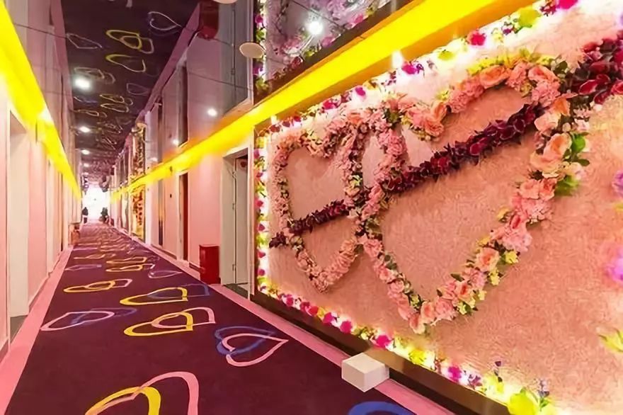 鄭州鐘愛情侶酒店設(shè)計(jì)