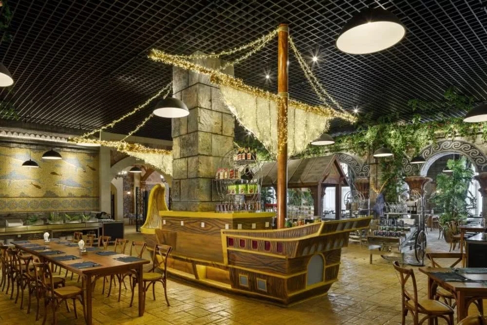 以海洋文化為核心的西寧新華聯(lián)海洋主題酒店設(shè)計賞析