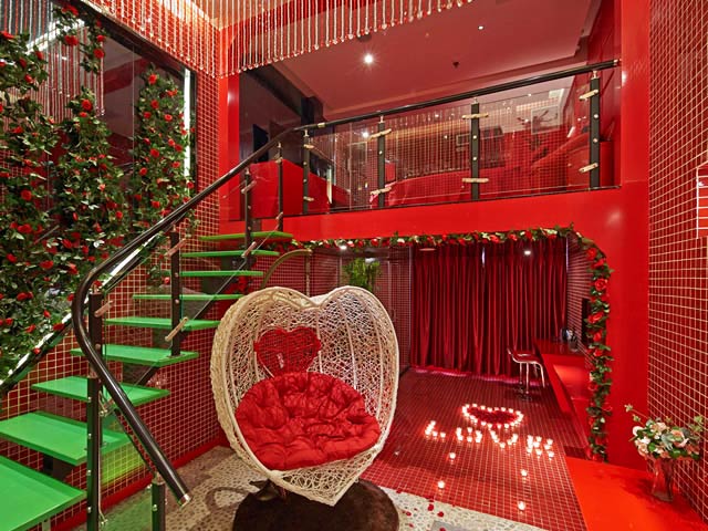 鄭州萬愛情侶主題酒店設計